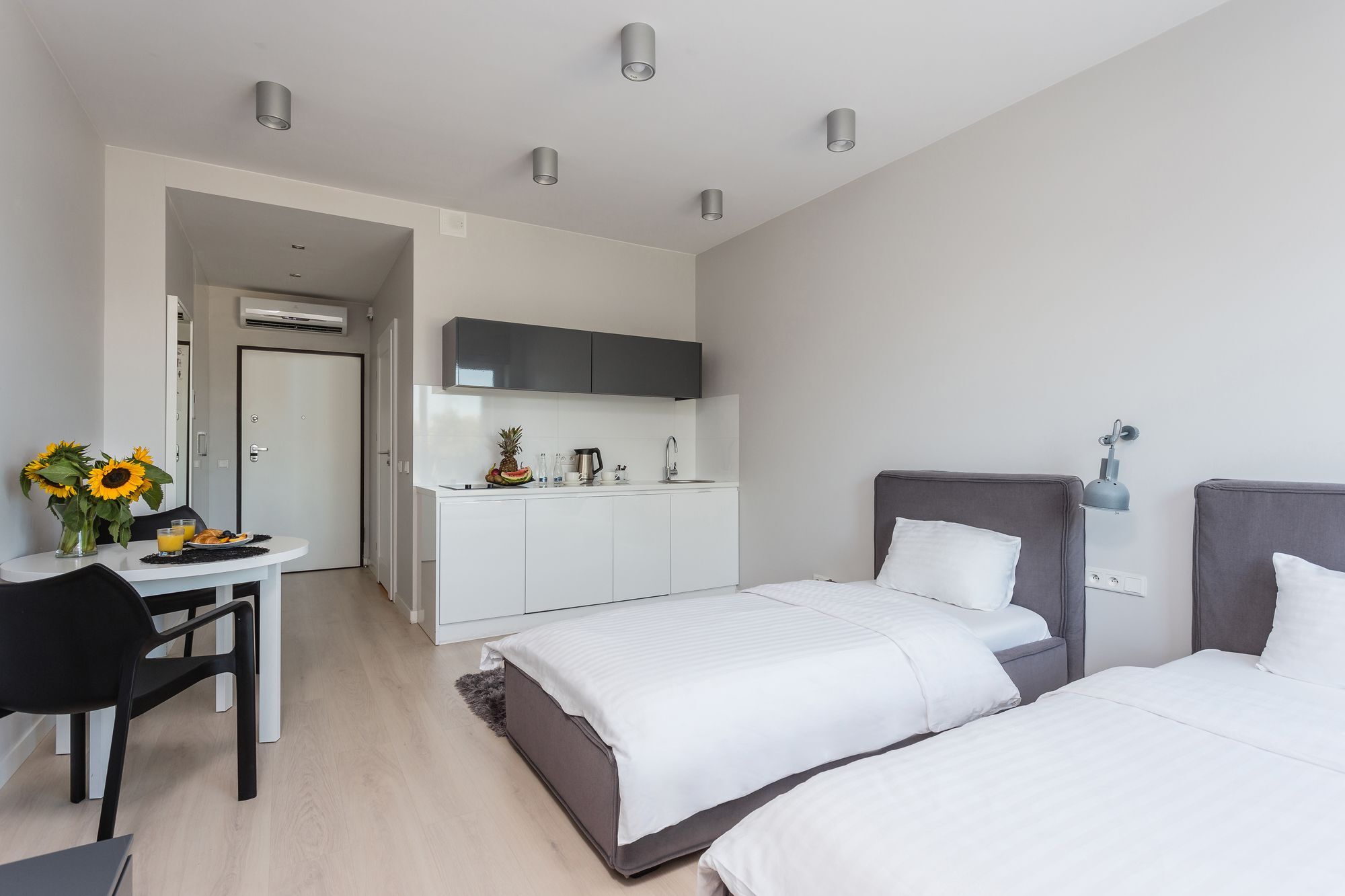 Platinum Residence Qbik Warschau Exterior foto