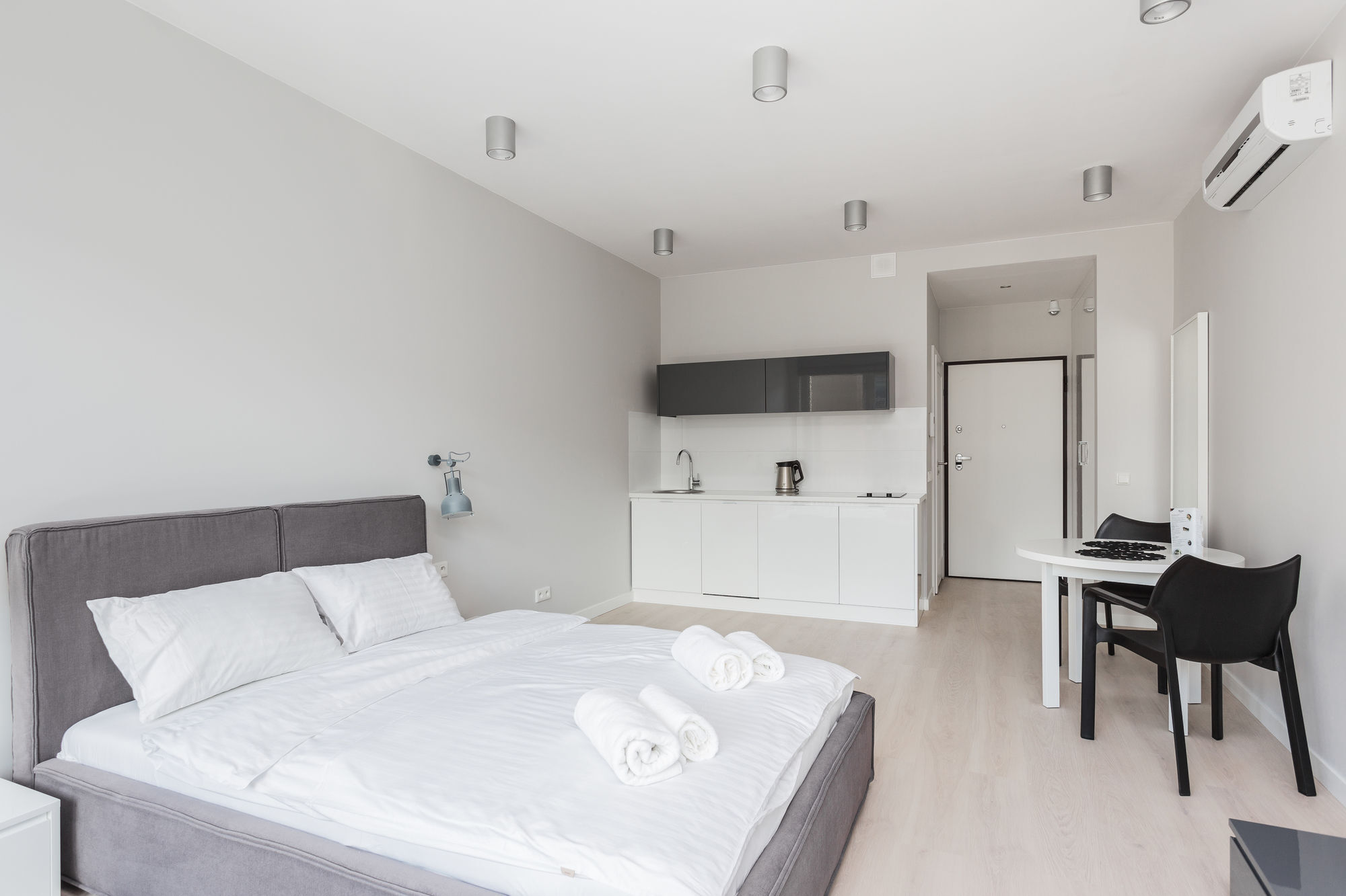 Platinum Residence Qbik Warschau Exterior foto